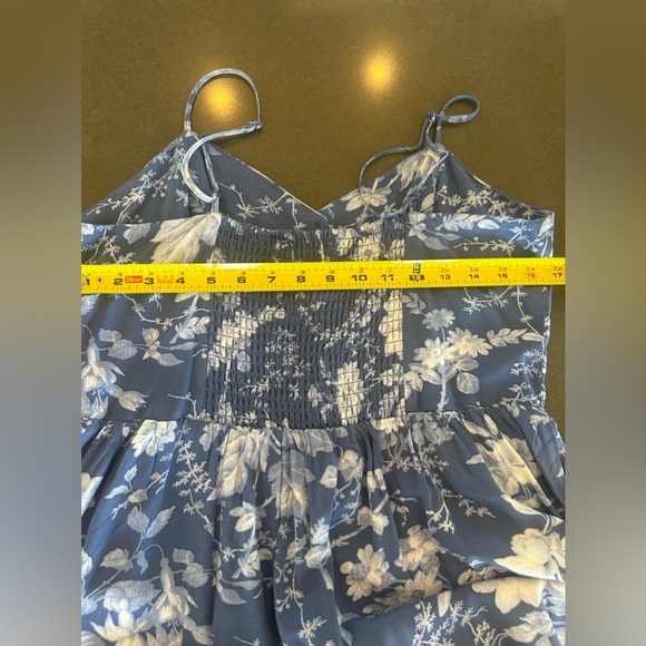H&M Women’s Blue Floral Button Up Midi Dress w/ Adj Spaghetti Straps - size 10 - Picture 7 of 9
